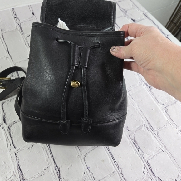 Vtg Coach 9960 black leather small backpack main image 11